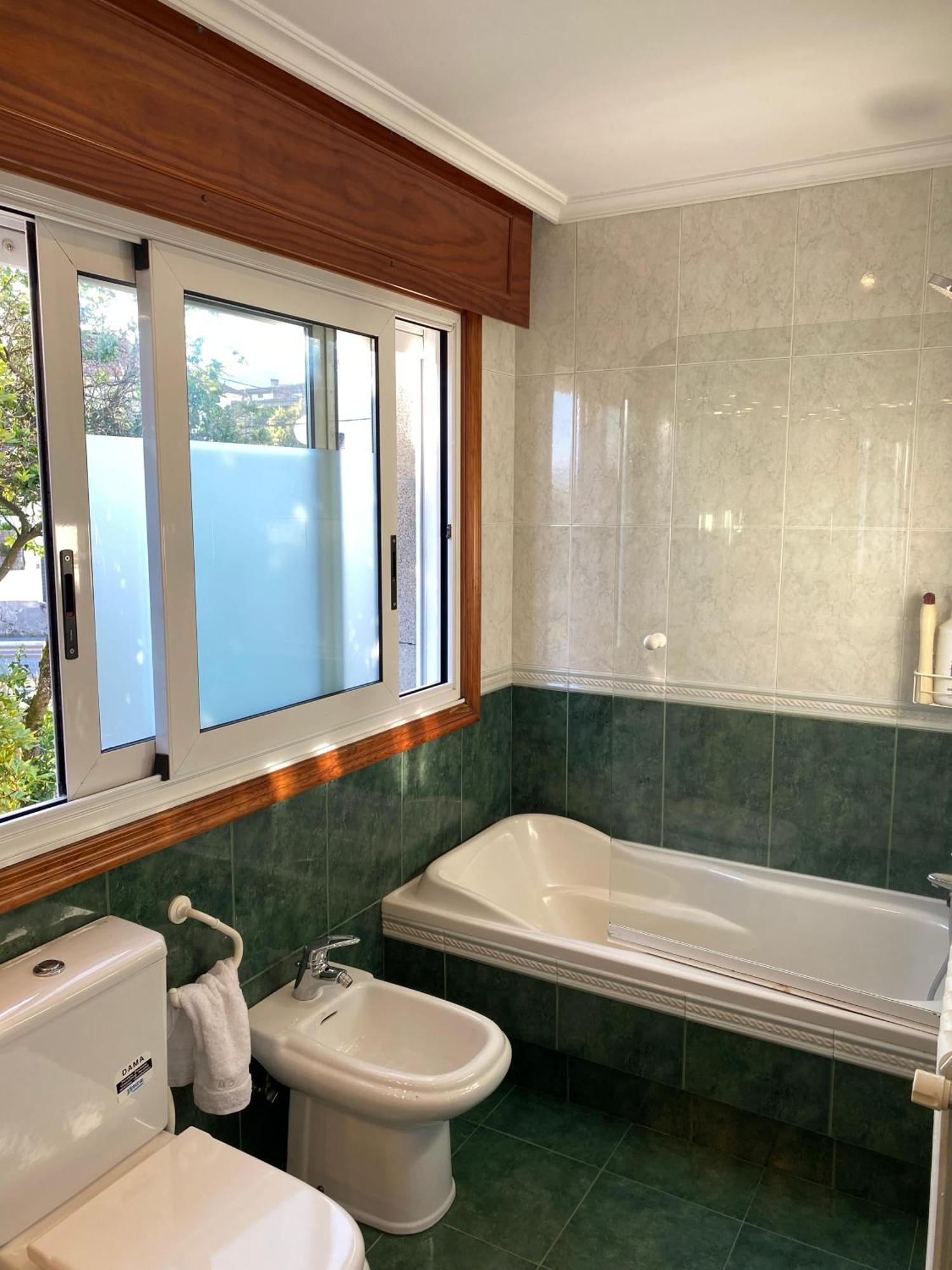 Chalet Adosado Independiente En Vigo - Canido Oya Exteriér fotografie