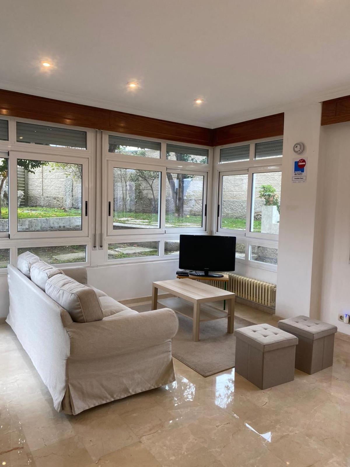 Chalet Adosado Independiente En Vigo - Canido Oya Exteriér fotografie